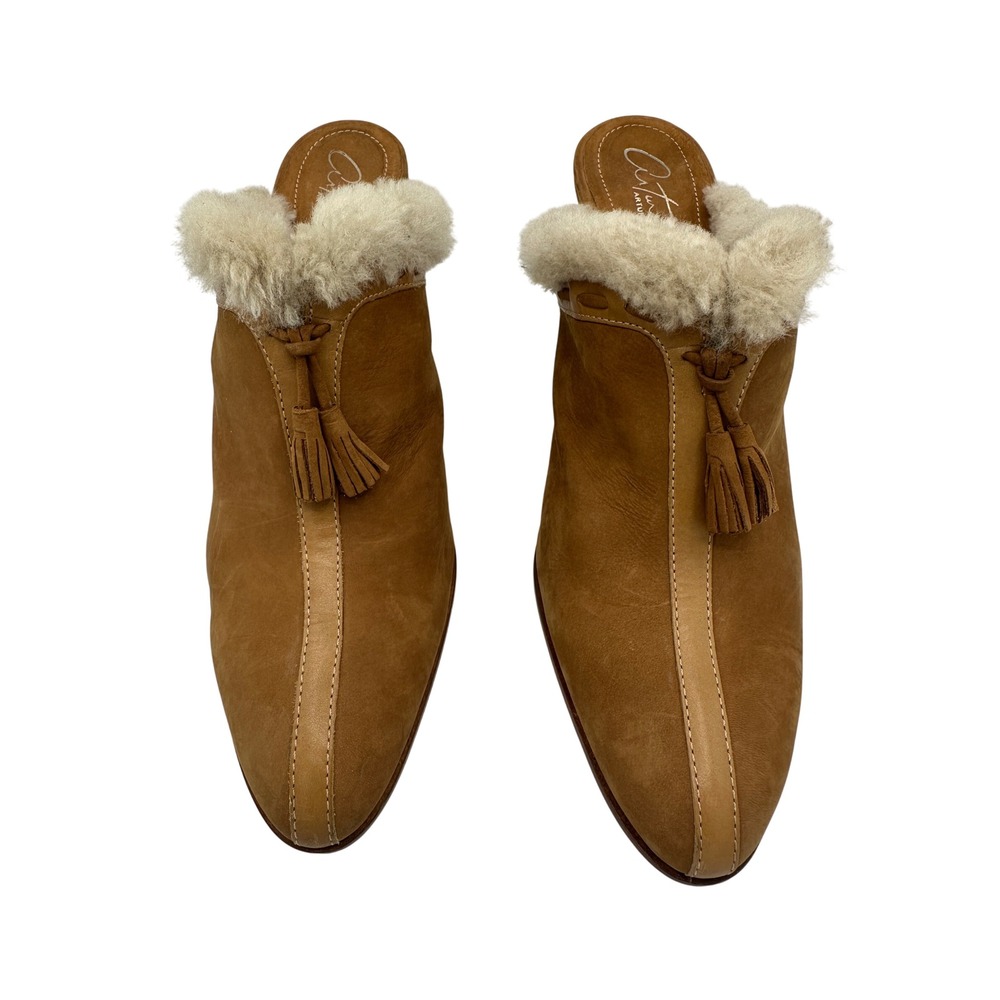 Arturo Chiang Leather Mules Tan Fur Trim Heeled Tassel Accents Size 9.5